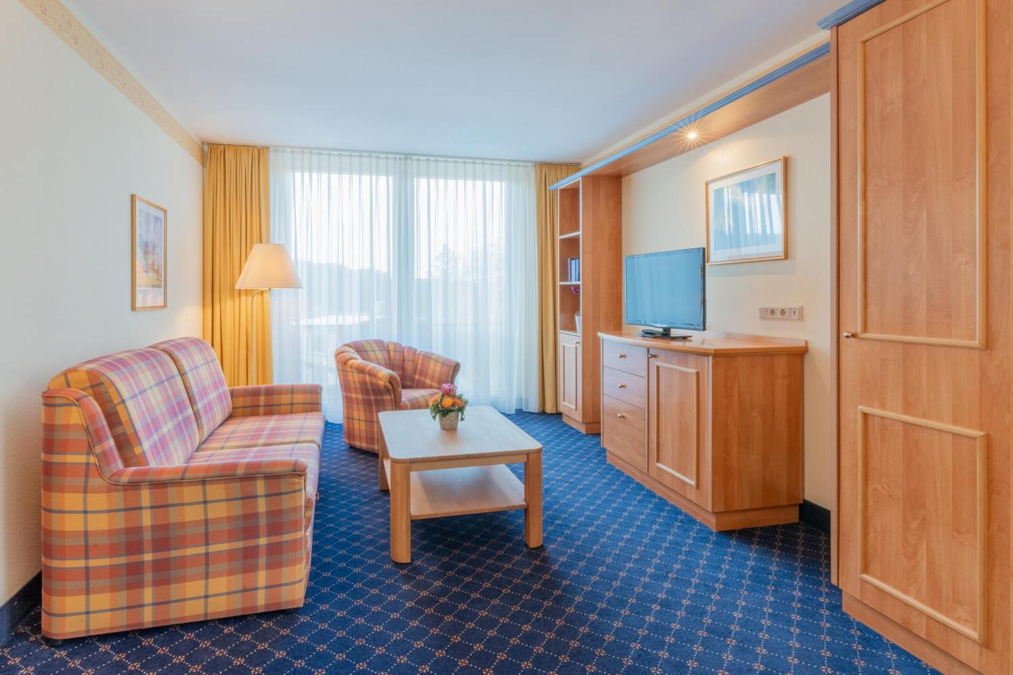 Sonnenhang Aparthotel 3*